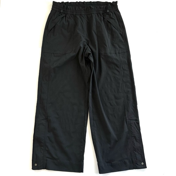 Athleta Trekkie High Rise Parachute Pant in Black | XL | EUC - Picture 2 of 16